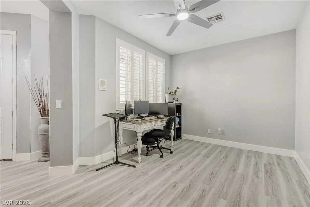 6103 Sundown Crest, Las Vegas, NV 89113