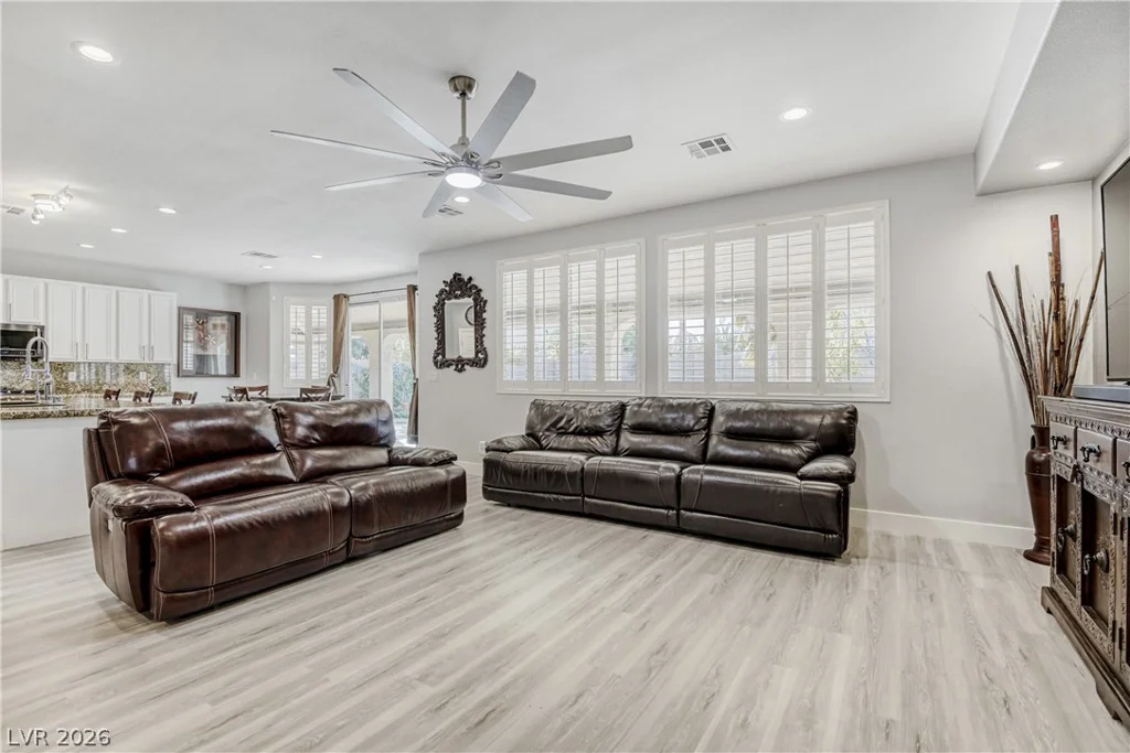 6103 Sundown Crest, Las Vegas, NV 89113