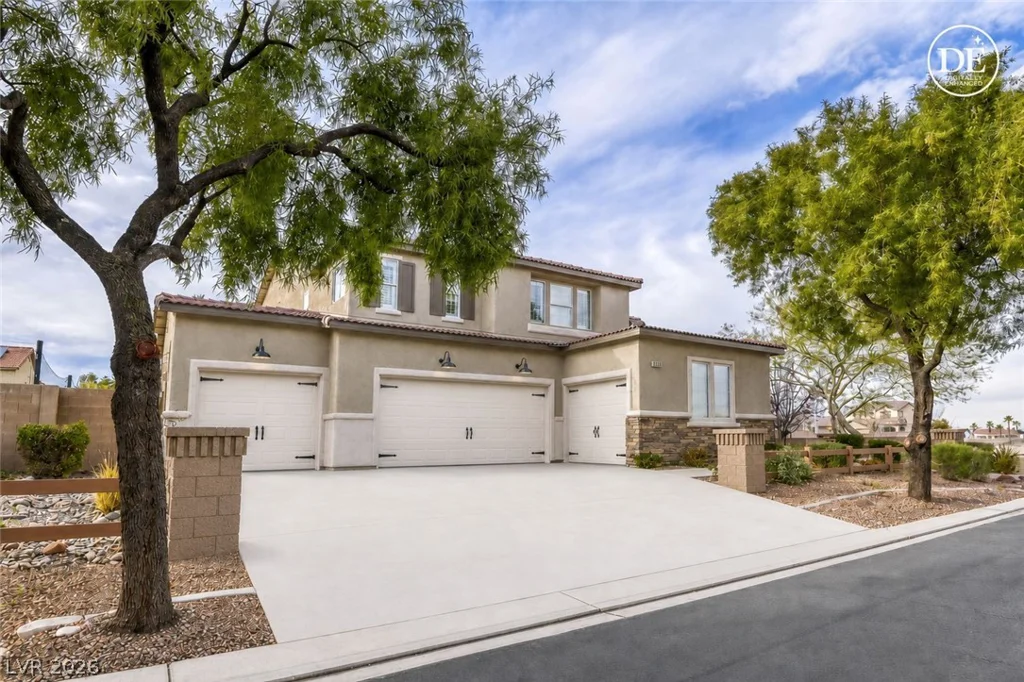 6103 Sundown Crest, Las Vegas, NV 89113