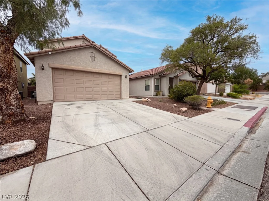 6479 Eldorado, Las Vegas, NV 89139