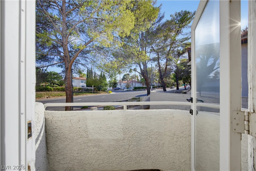 2720 Baycliff, Las Vegas, NV 89117