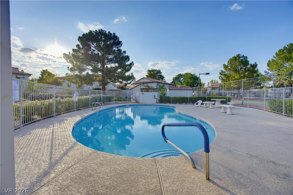 2720 Baycliff, Las Vegas, NV 89117