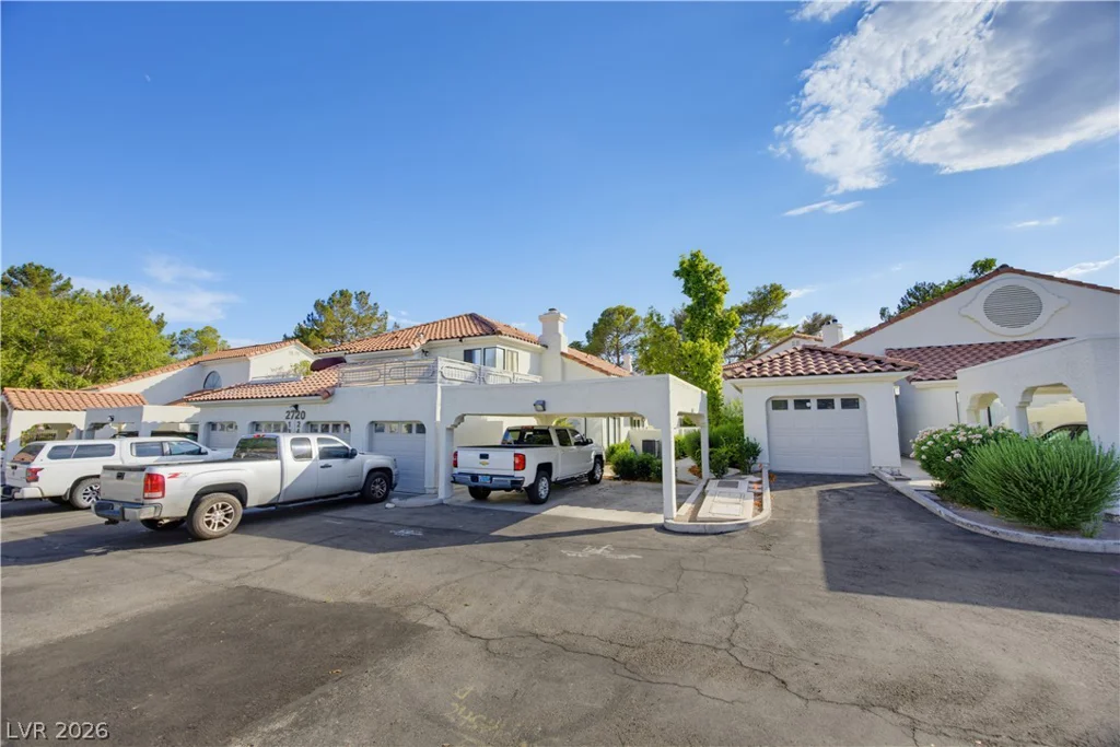 2720 Baycliff, Las Vegas, NV 89117