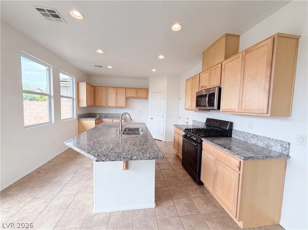 1911 Luxor Lights, North Las Vegas, NV 89081