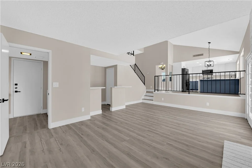 6320 Peppermill, Las Vegas, NV 89146