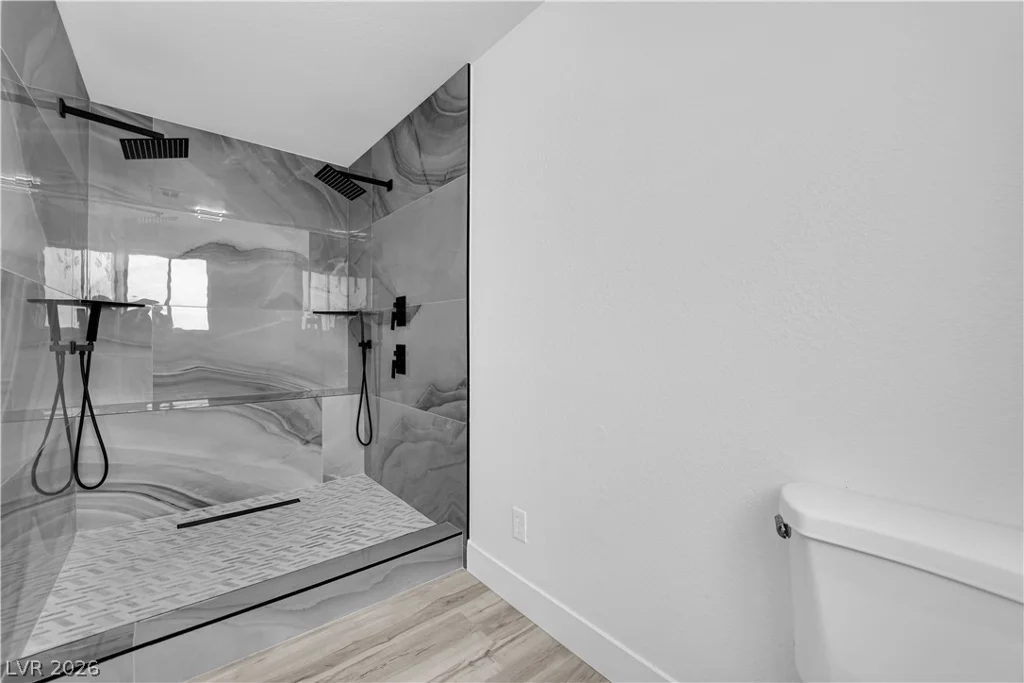 6320 Peppermill, Las Vegas, NV 89146