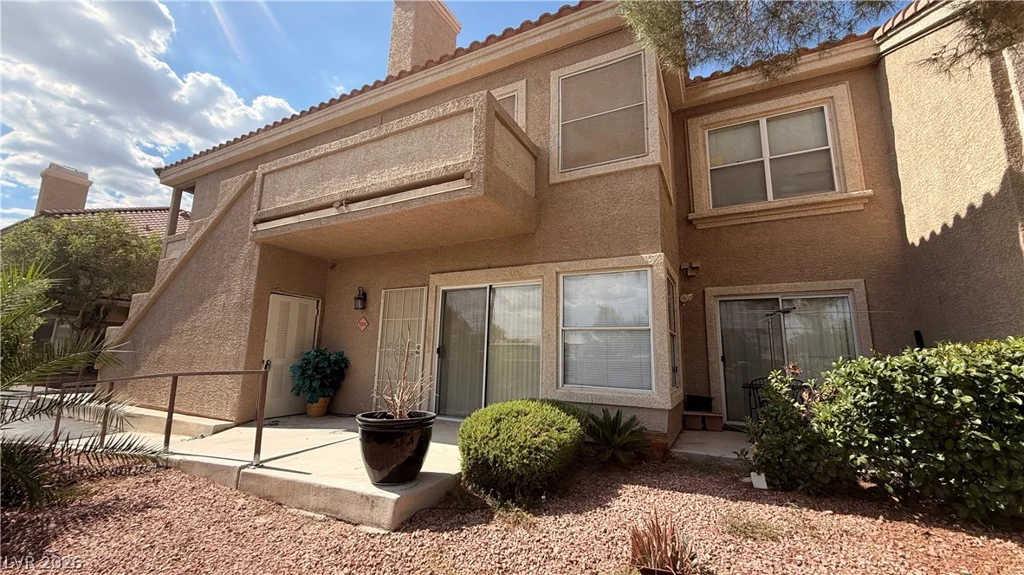5125 Reno, Las Vegas, NV 89118