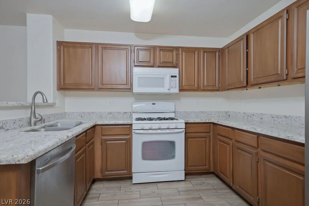 5125 Reno, Las Vegas, NV 89118