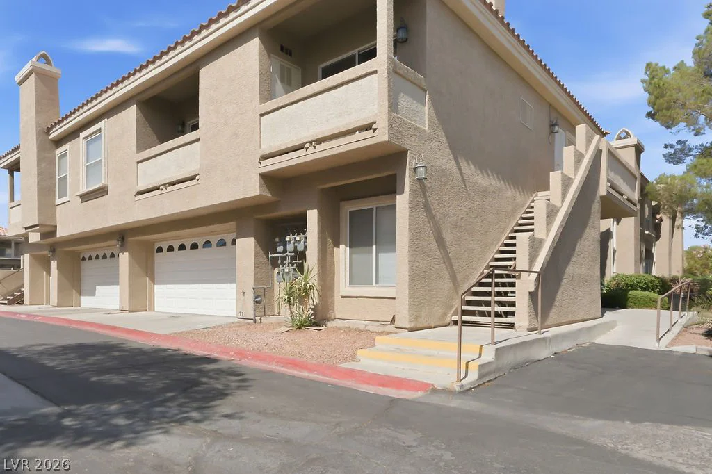 5125 Reno, Las Vegas, NV 89118