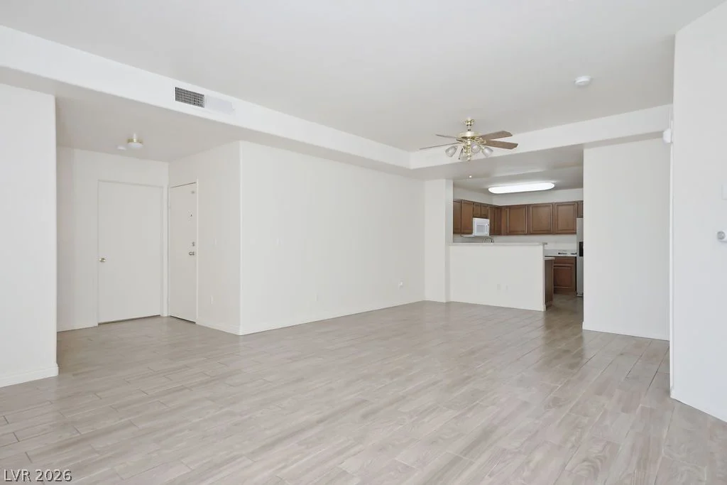 5125 Reno, Las Vegas, NV 89118