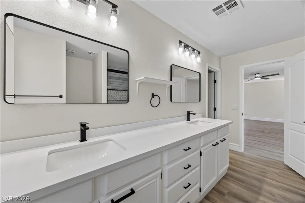211 Calvino, Las Vegas, NV 89183