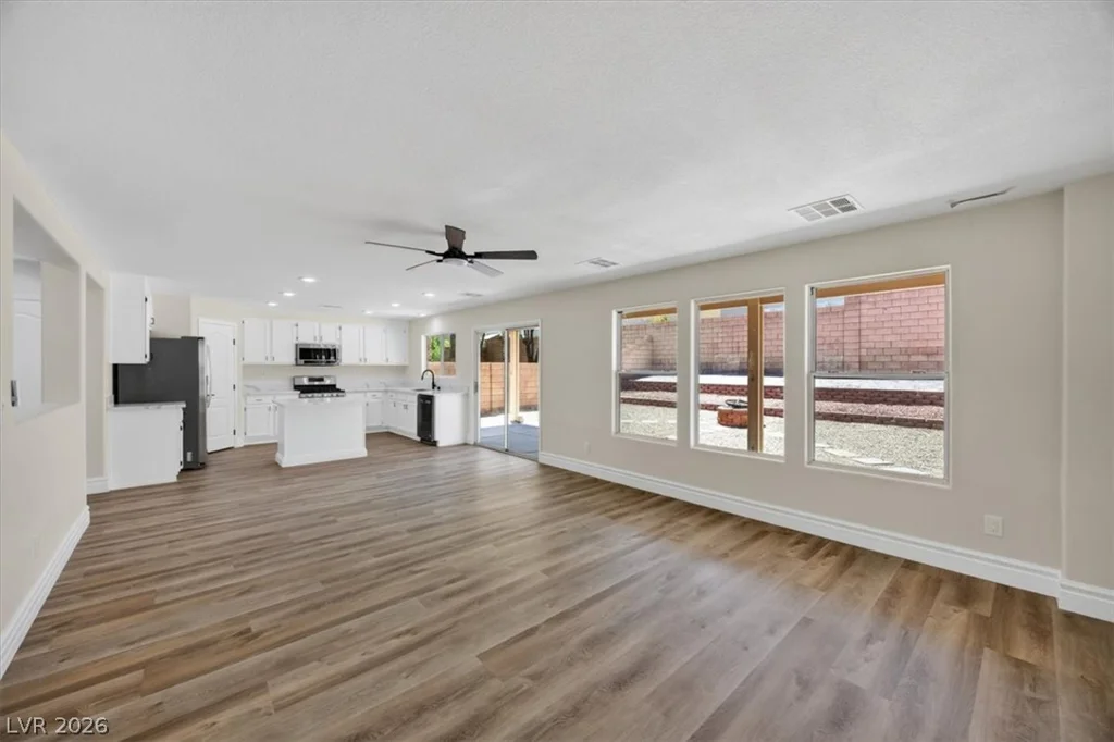 211 Calvino, Las Vegas, NV 89183