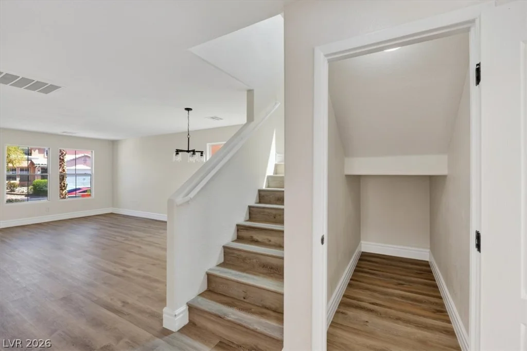211 Calvino, Las Vegas, NV 89183