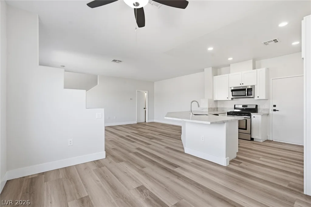 2050 Los Feliz, Las Vegas, NV 89156