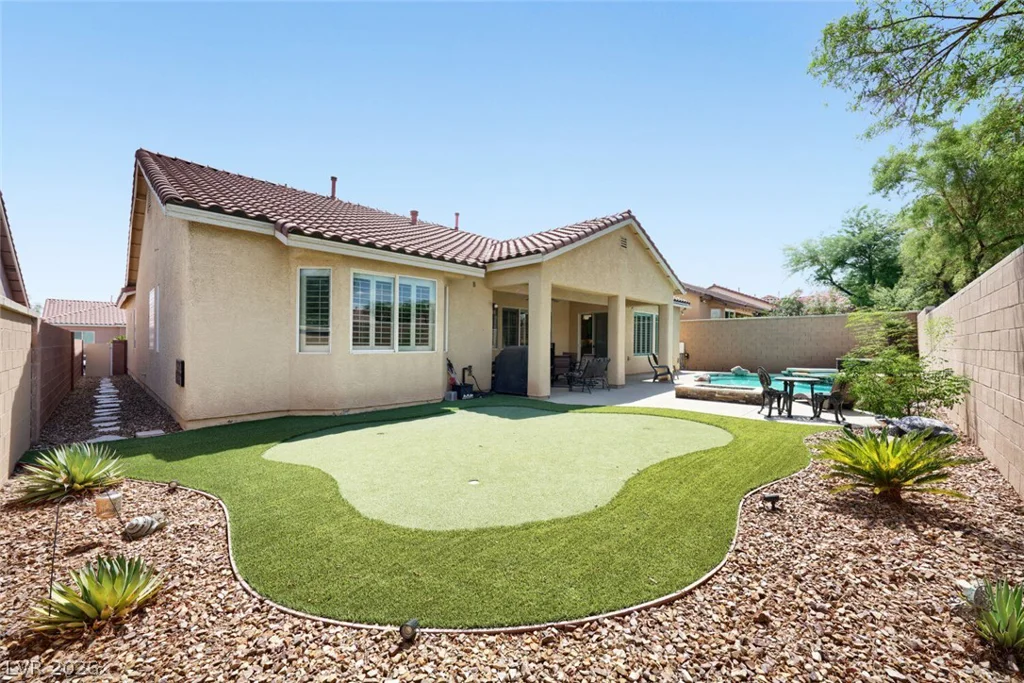 9522 Quiet Valley, Las Vegas, NV 89149