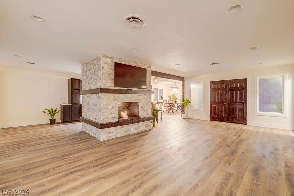 1905 16th, Las Vegas, NV 89104
