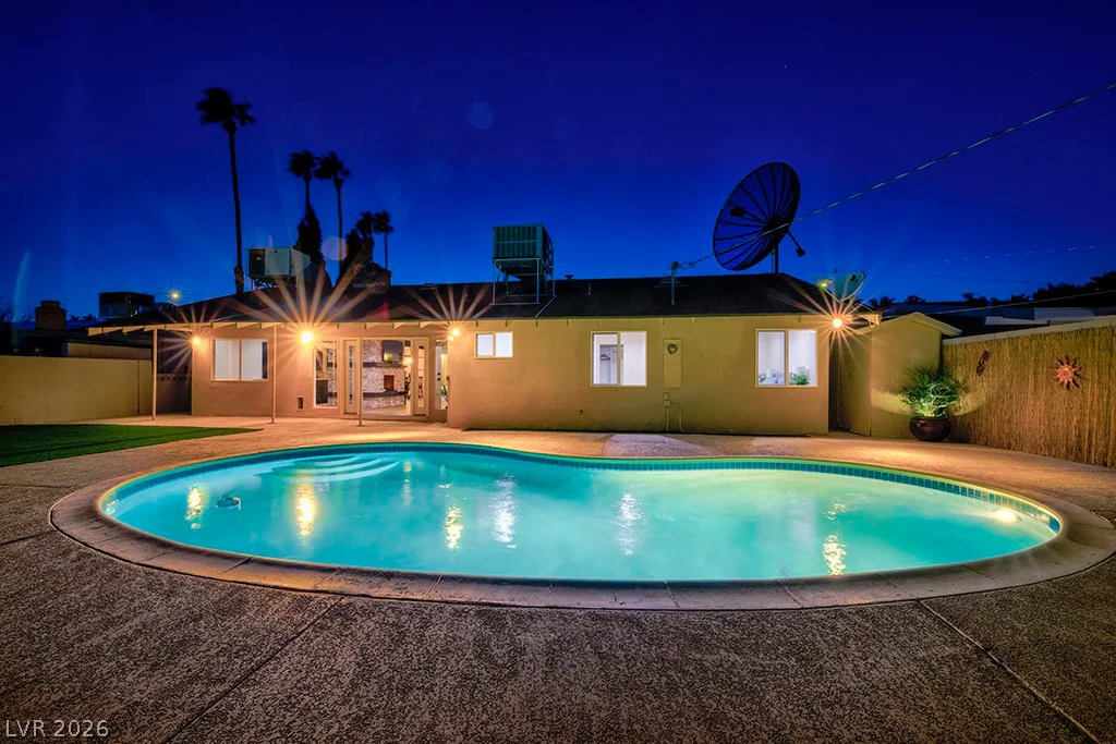 1905 16th, Las Vegas, NV 89104