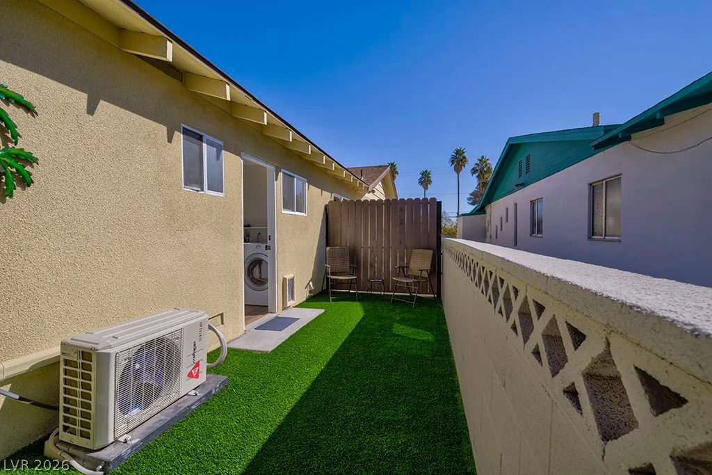 1905 16th, Las Vegas, NV 89104