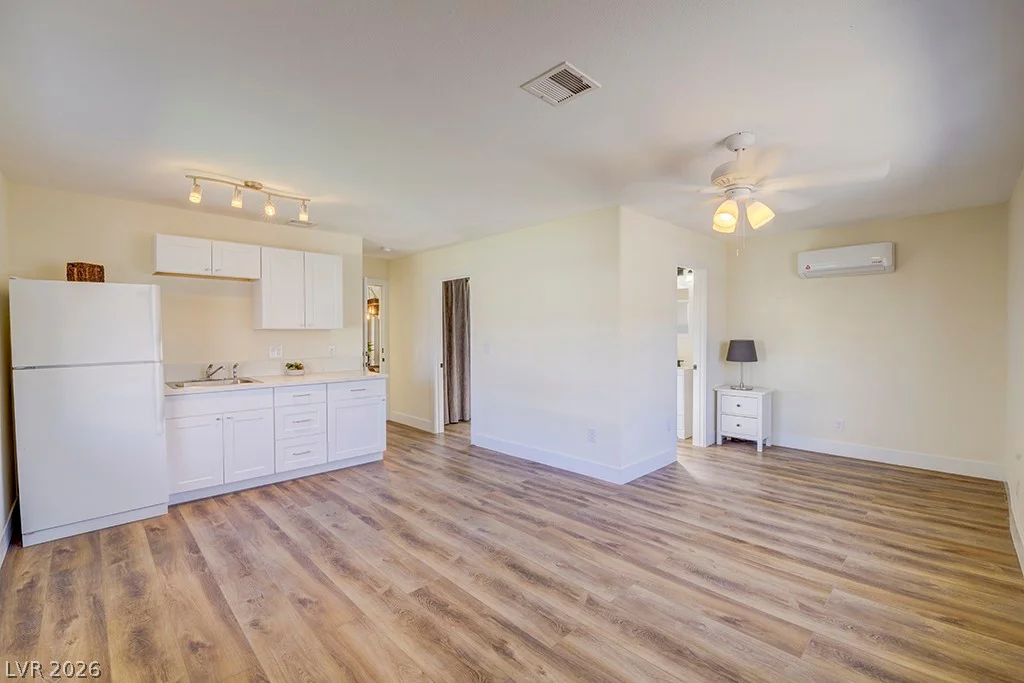 1905 16th, Las Vegas, NV 89104