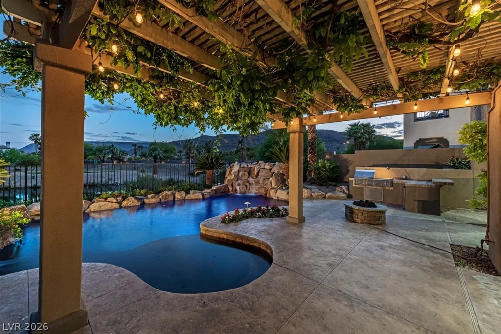 11359 Winter Cottage, Las Vegas, NV 89135