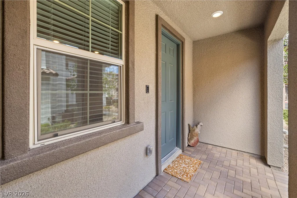 72 Lomita Heights, Las Vegas, NV 89138