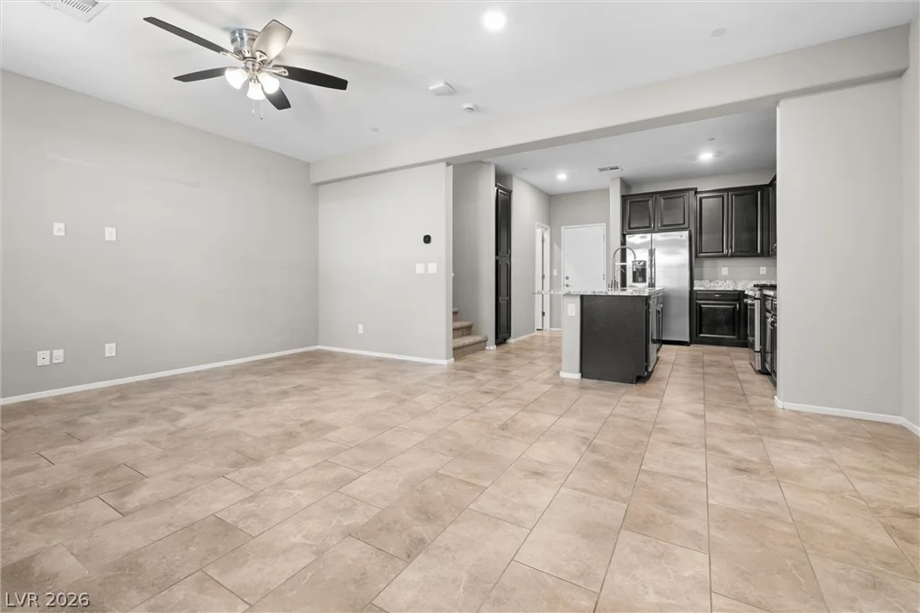 72 Lomita Heights, Las Vegas, NV 89138