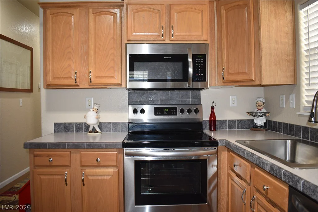 781 Montecito, Pahrump, NV 89048