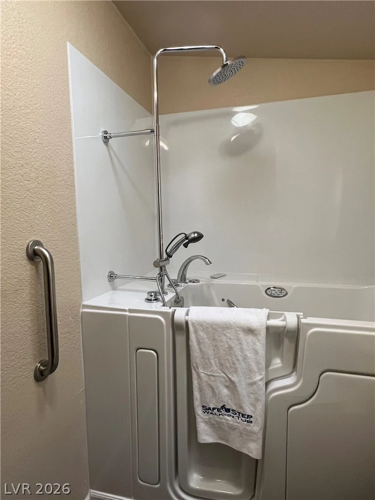 781 Montecito, Pahrump, NV 89048