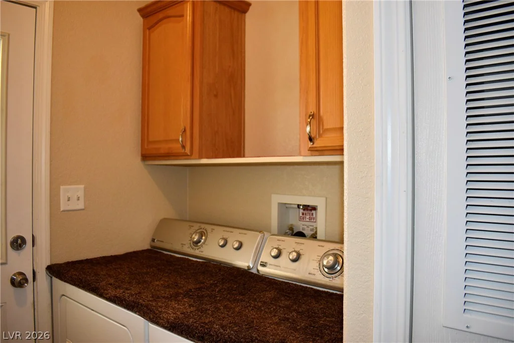 781 Montecito, Pahrump, NV 89048