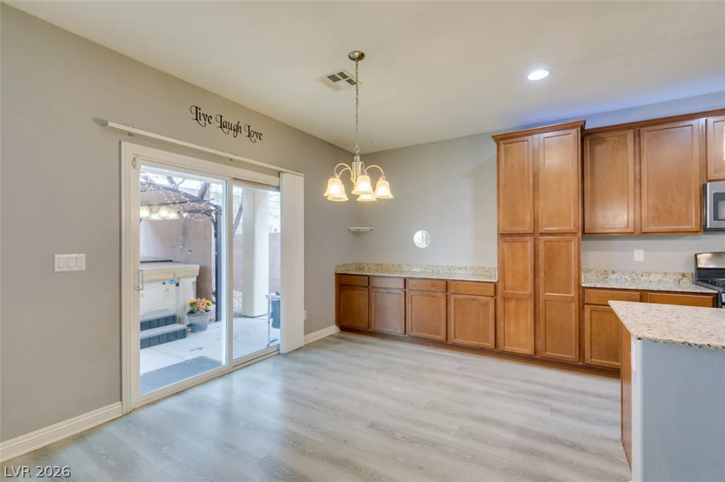 7745 Donner Peak, Las Vegas, NV 89166