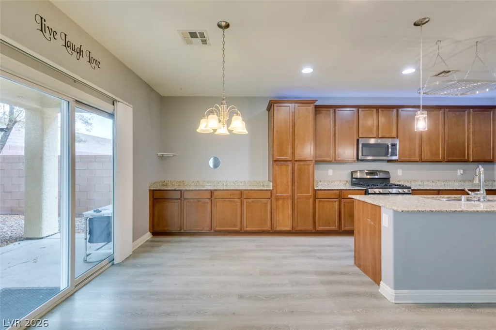 7745 Donner Peak, Las Vegas, NV 89166