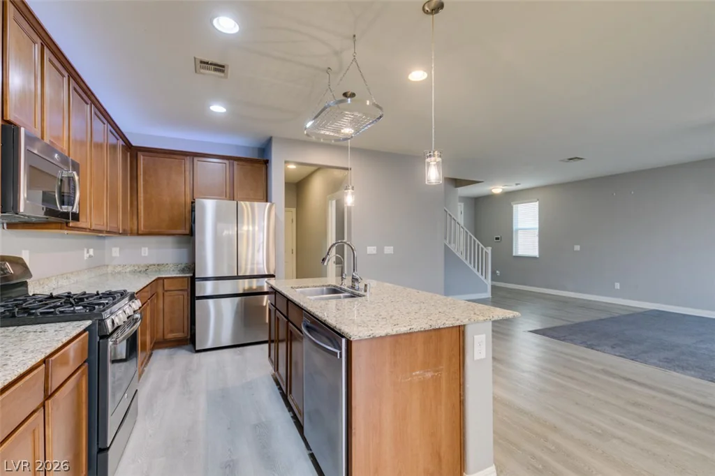 7745 Donner Peak, Las Vegas, NV 89166