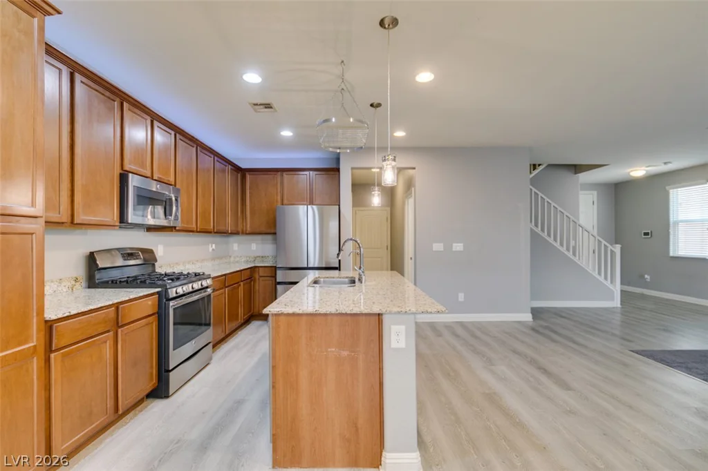 7745 Donner Peak, Las Vegas, NV 89166