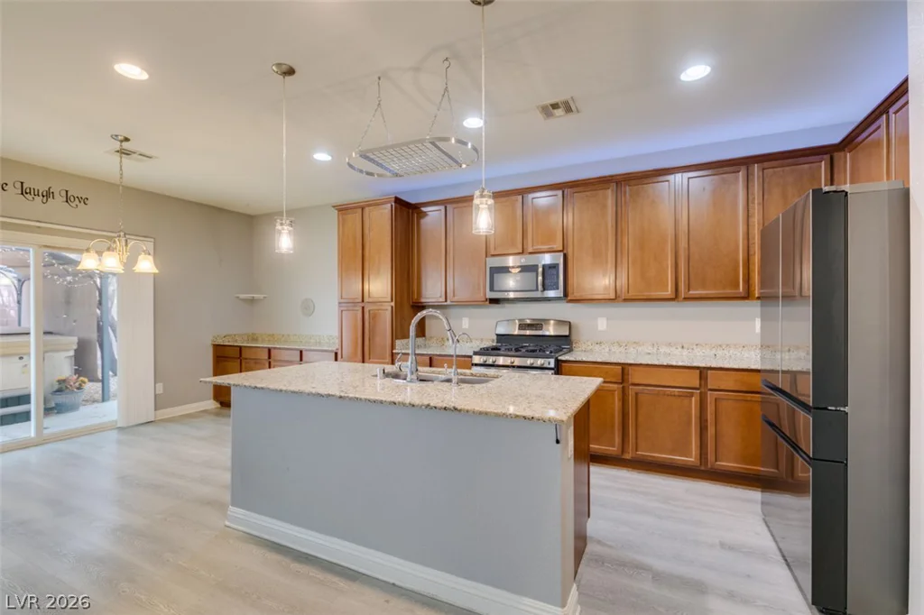 7745 Donner Peak, Las Vegas, NV 89166