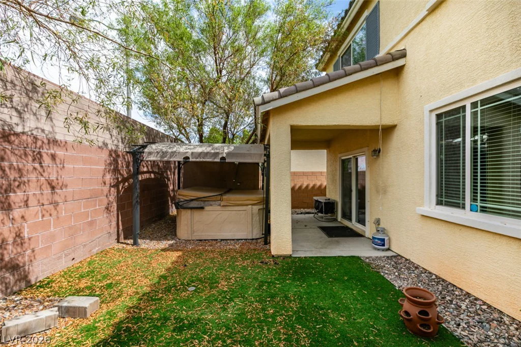 7745 Donner Peak, Las Vegas, NV 89166