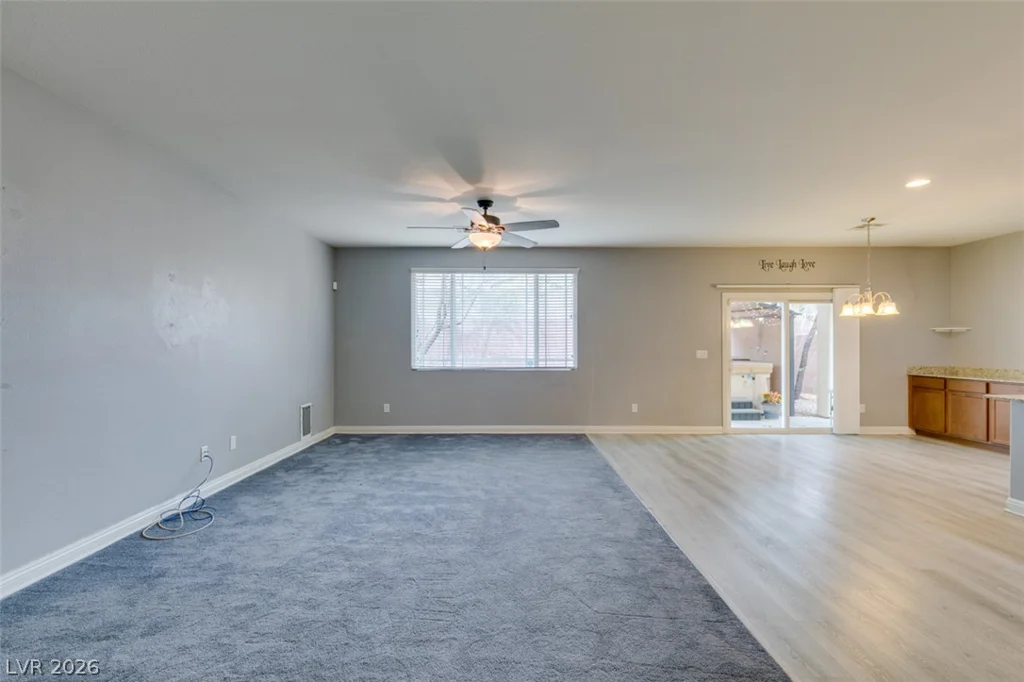 7745 Donner Peak, Las Vegas, NV 89166
