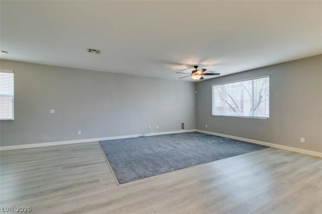 7745 Donner Peak, Las Vegas, NV 89166
