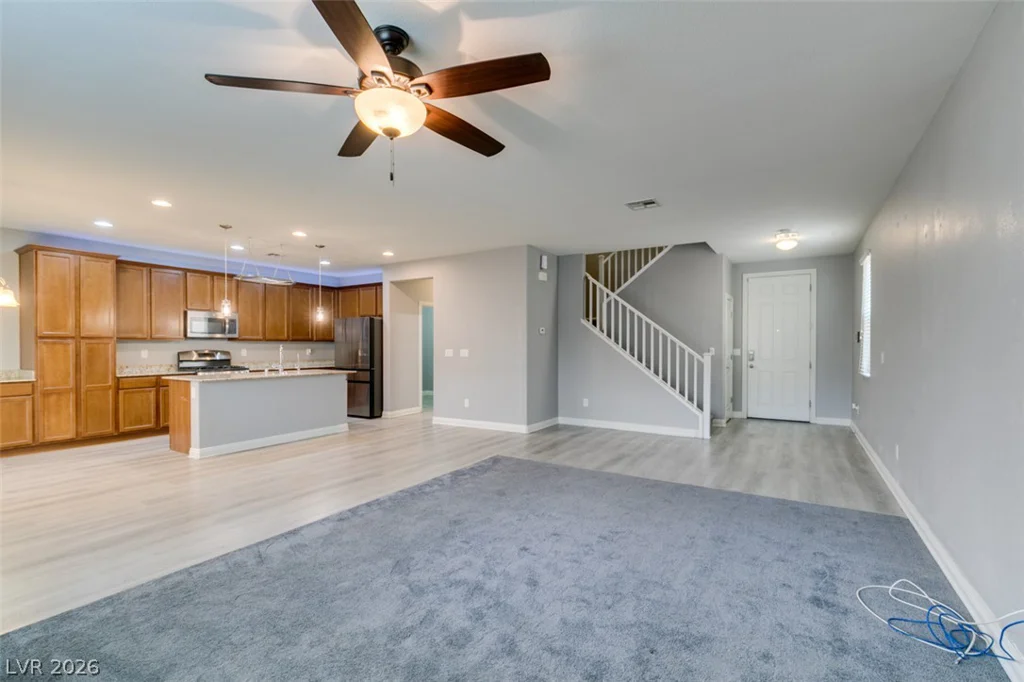 7745 Donner Peak, Las Vegas, NV 89166