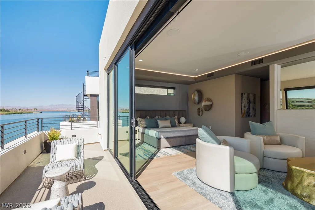 68 Lakefront, Henderson, NV 89011