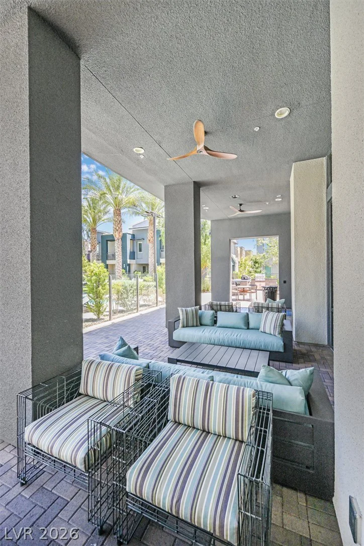 11257 Rainbow Peak, Las Vegas, NV 89135