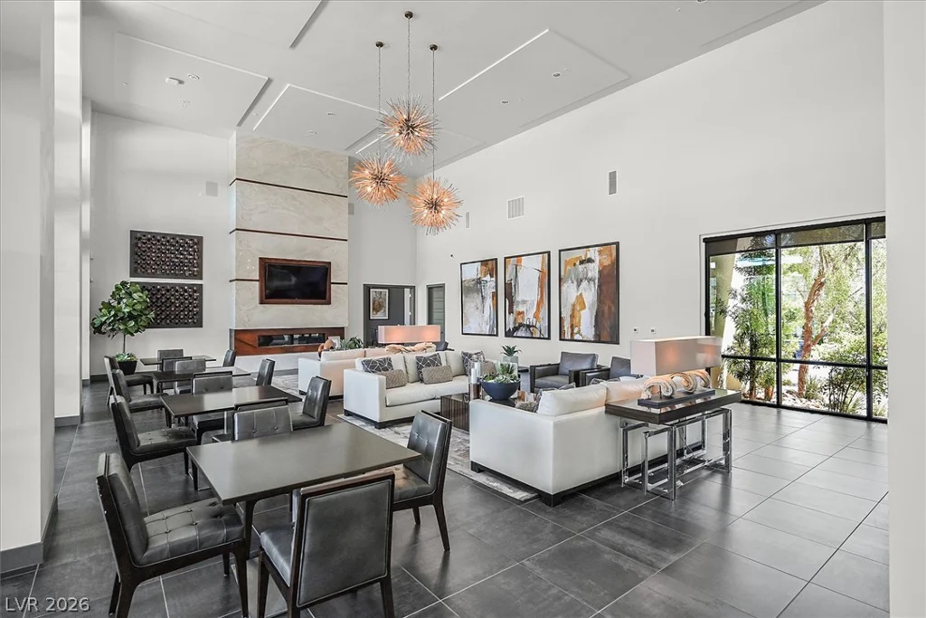 11257 Rainbow Peak, Las Vegas, NV 89135