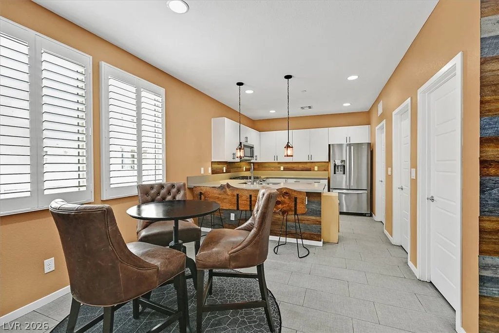 11257 Rainbow Peak, Las Vegas, NV 89135