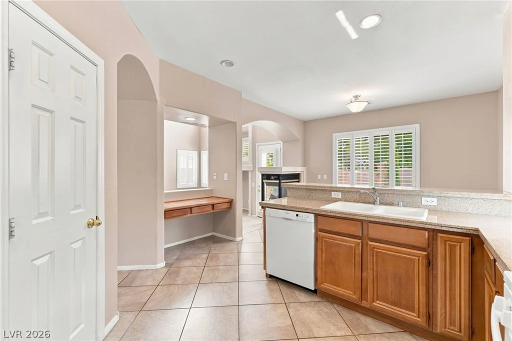 11436 Diveley, Las Vegas, NV 89138