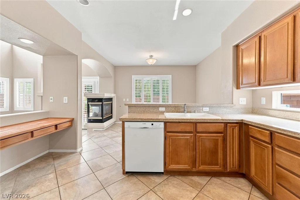 11436 Diveley, Las Vegas, NV 89138