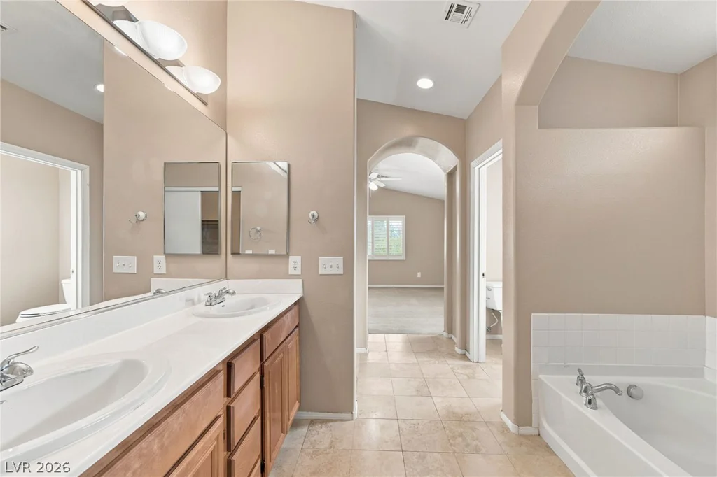 11436 Diveley, Las Vegas, NV 89138