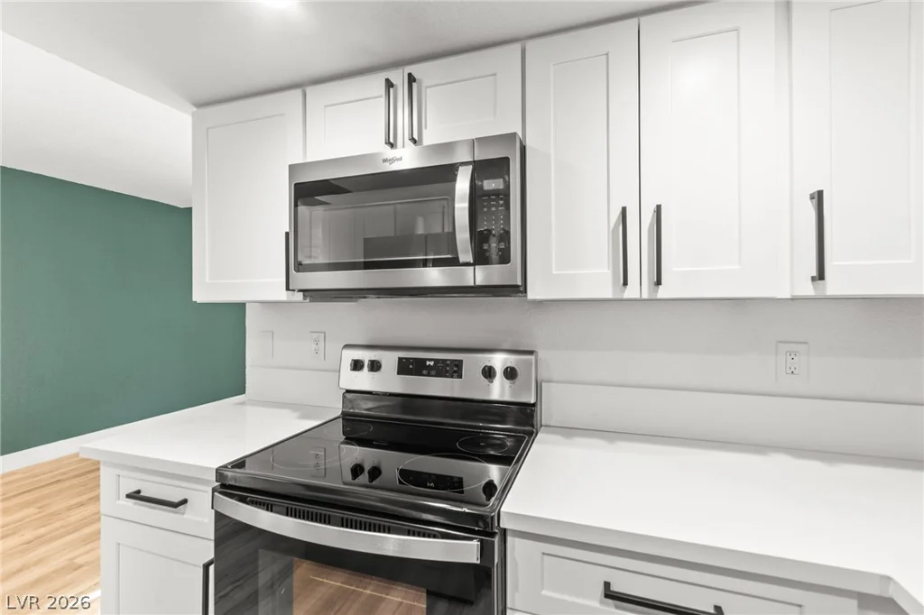 2431 Old Forge, Las Vegas, NV 89121