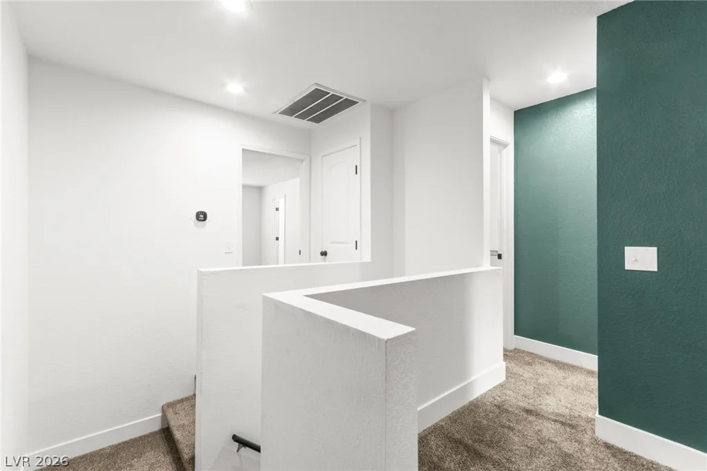 2431 Old Forge, Las Vegas, NV 89121