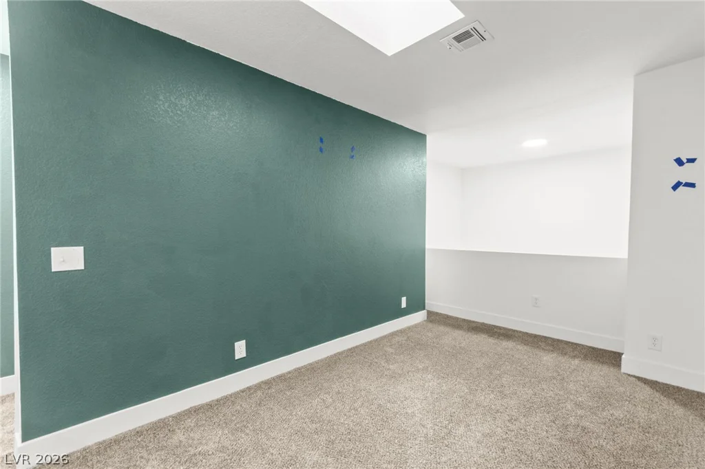 2431 Old Forge, Las Vegas, NV 89121