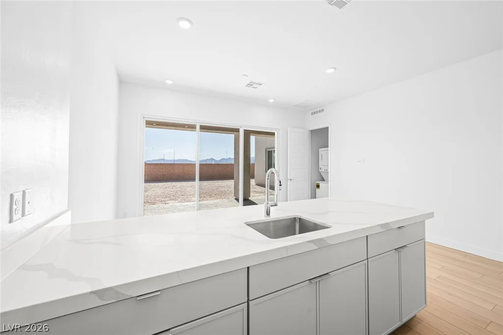 10052 Decano Ridge, Las Vegas, NV 89141