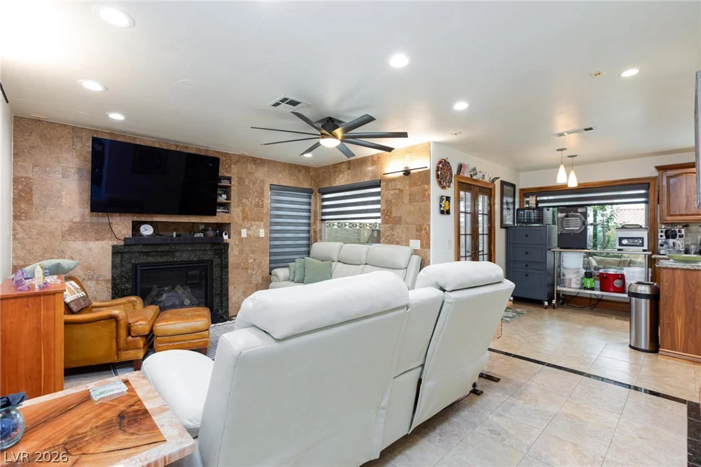 2912 Moonlight Bay, Las Vegas, NV 89128